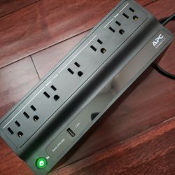 APC Schneider Electric Backup Battery  Surge Protector 