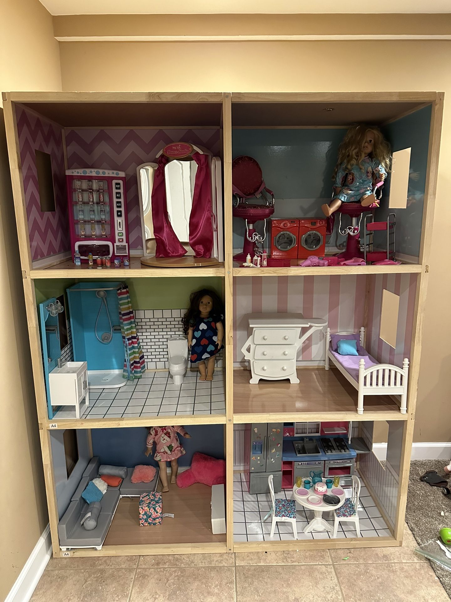 My Girls Dollhouse For 18” Dolls Our Generation/American Girl