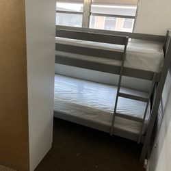 Twin over Twin bunk beds frame and free delivery in box with the mattress and