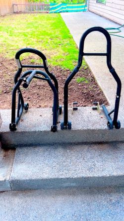 Vevor motorcycle jack with front triple tree stand adapter