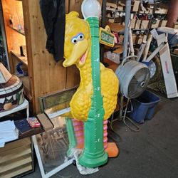 Large 6 Foot Tall Sesame Street Big Bird Statue Hard Plastic Park Display Damaged