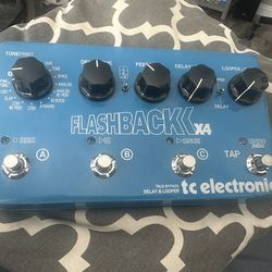 Flashback X4 Guitar Pedal