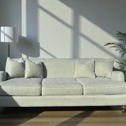 Distinction Furniture Sofa Transitional Style Couch