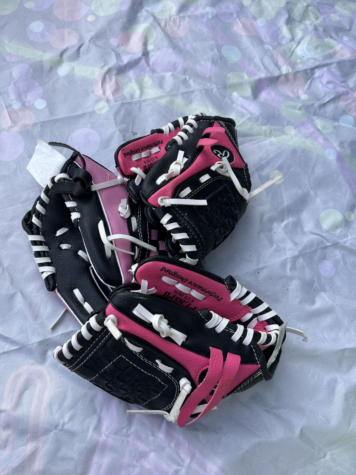 Kids Softball Gloves