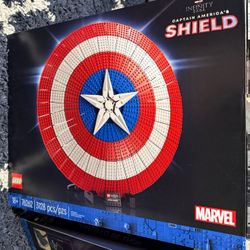 New LEGO- Infinity Saga Captain America’s Shield (Retired On Lego)