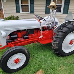 1952 8N Ford Tractor 