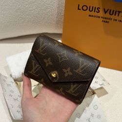 Louis Vuitton Lady’s Wallet Hot 