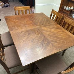 Table & 6 Chairs