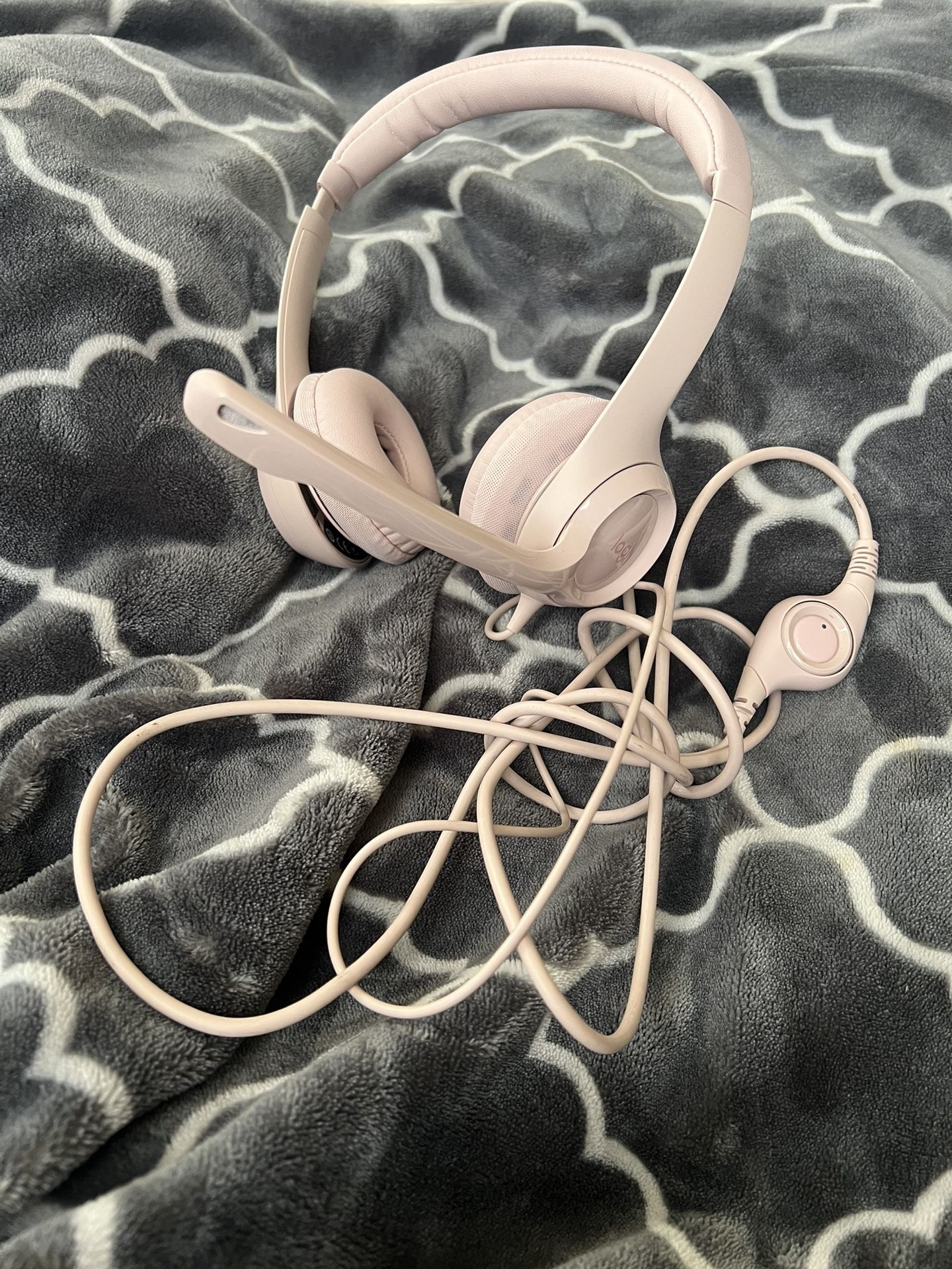 Pink Logitech Usb Headset