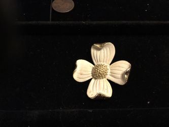 Dogwood pin