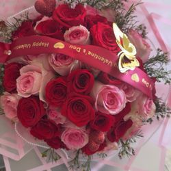 50 roses bouquet 