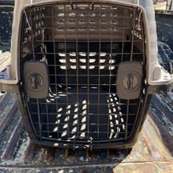 Cage For Dogs.   30 Bucks 