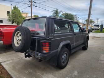 1988 Jeep Cherokee sport