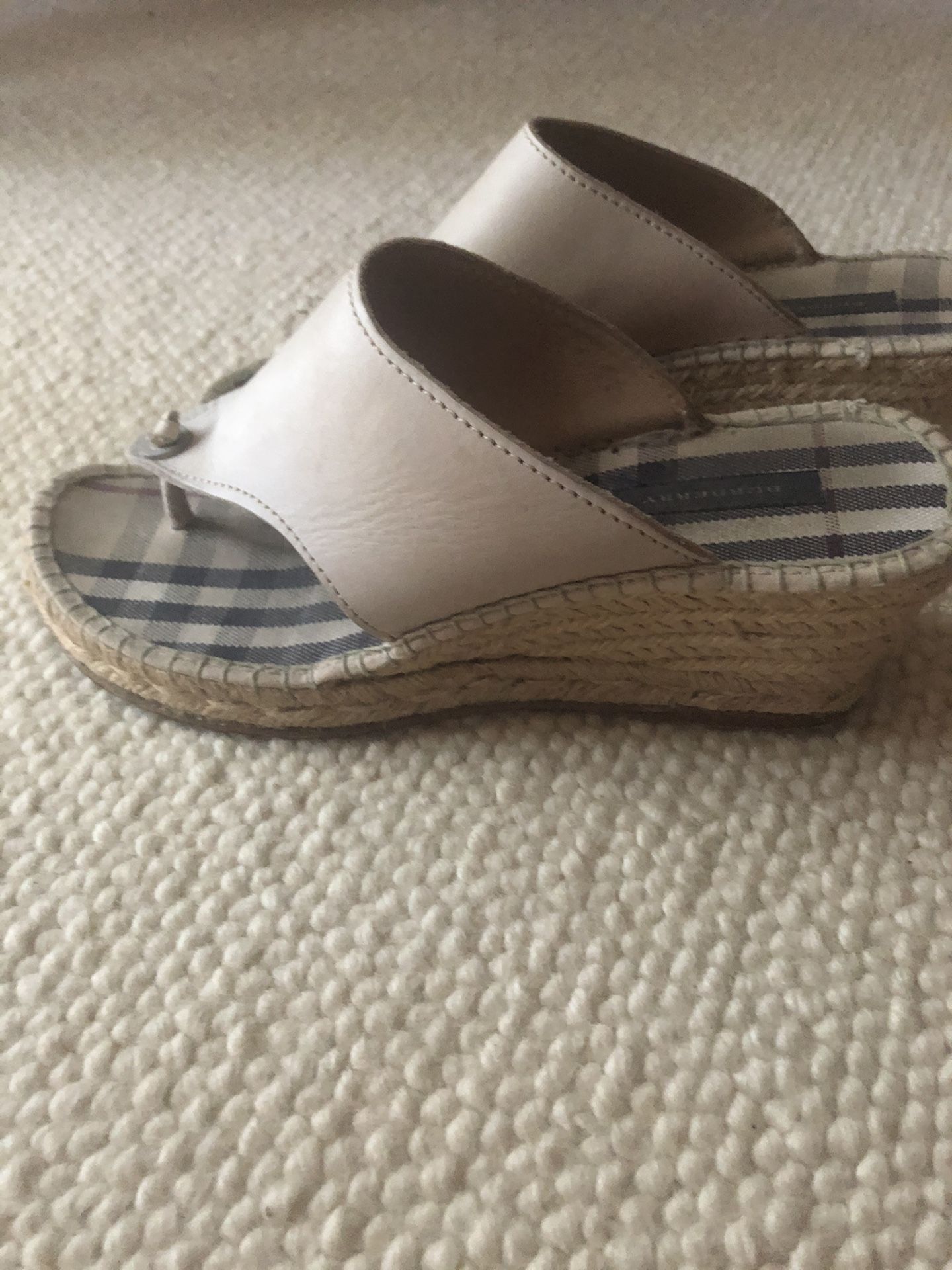 Burberry wedge sandals, so summer chic