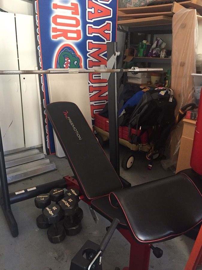 Free motion 220 BE Olympic weight bench. for Sale in Weston FL