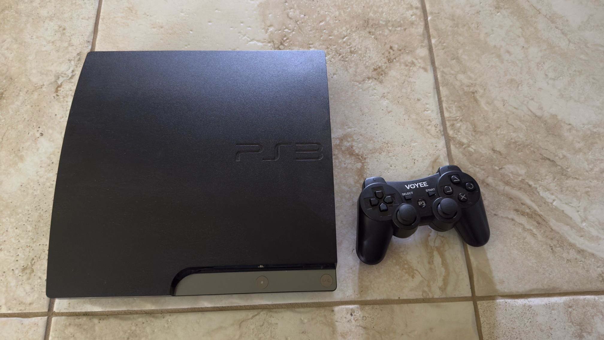 PS3 + Controllers + Black ops 2 