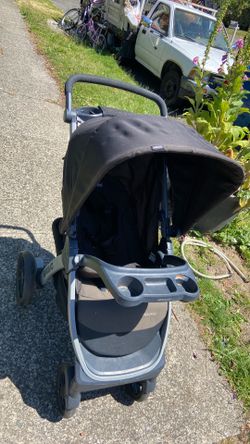 Chicco stroller. Pick up. E.  Side.  Tacoma