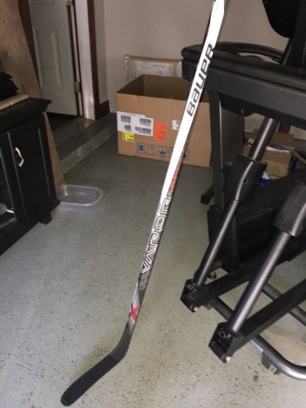 Right Hand Bauer Kane P88 87Flex Hockey stick