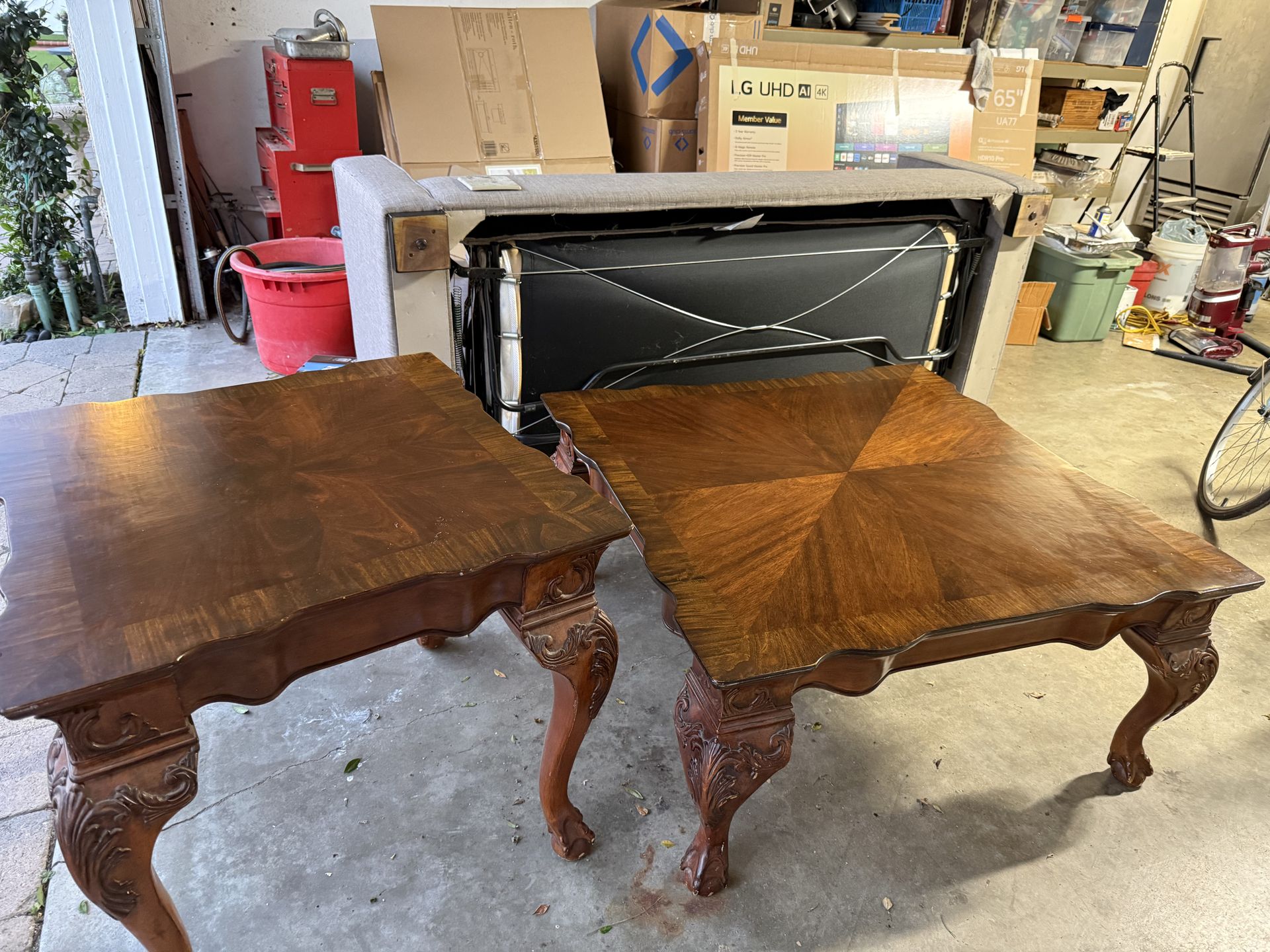 Coffee and end table