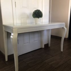 Entry Table L 50 W 19 T 28