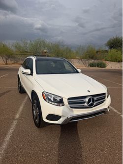 2019 Mercedes GLC 300
