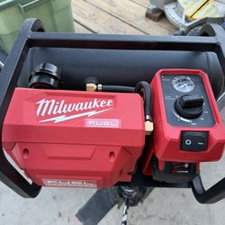 M18 FUEL 18-Volt Cordless 2 Gal Compact Electric Quiet Air Compressor