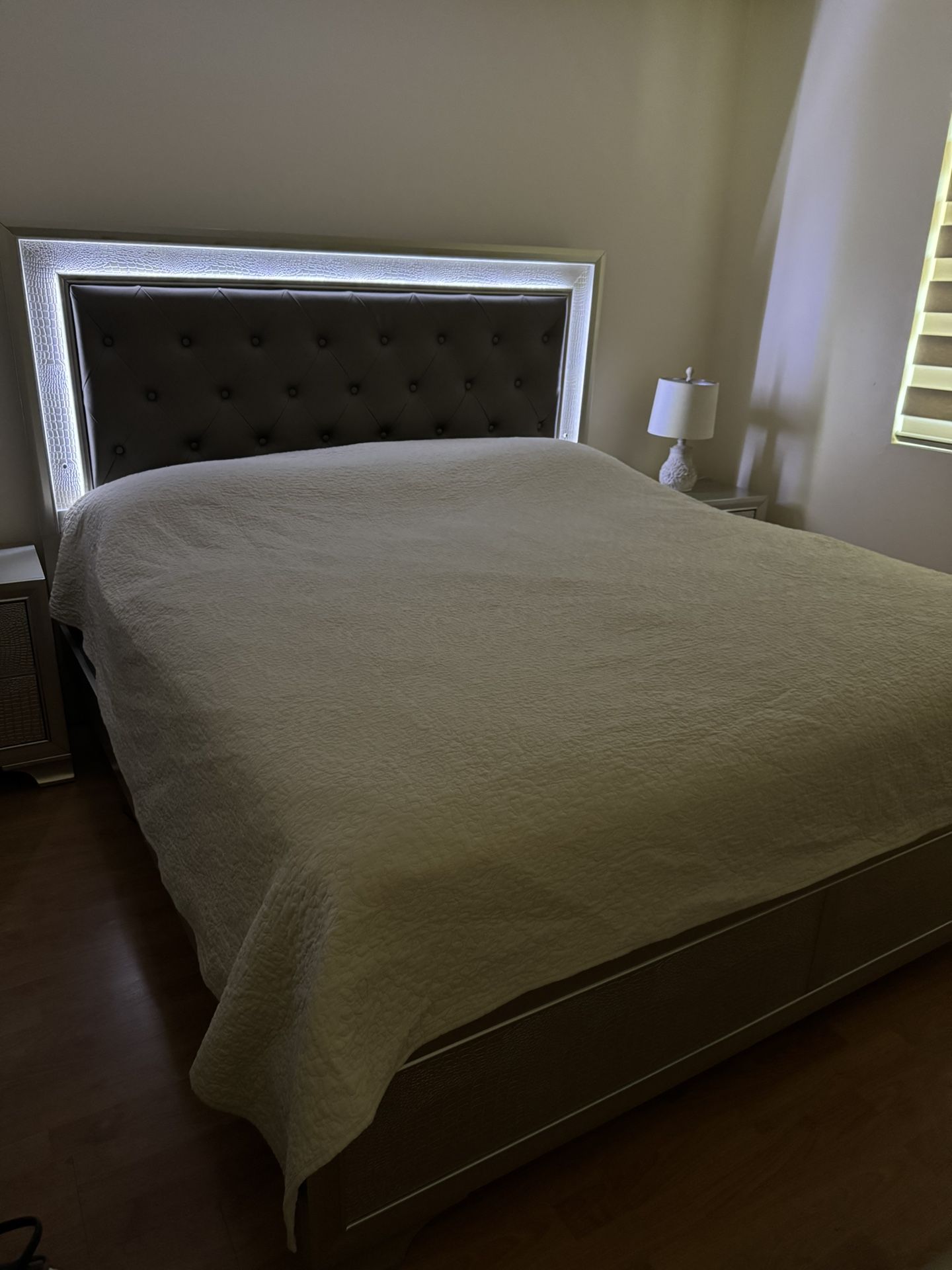 6 Pcs Bedroom Set, Champagne Color, King Size Frame With LED, Mattress, 2 Side Tables, 5 Drawer Dresser, And 7 Drawer Dresser With Mirror