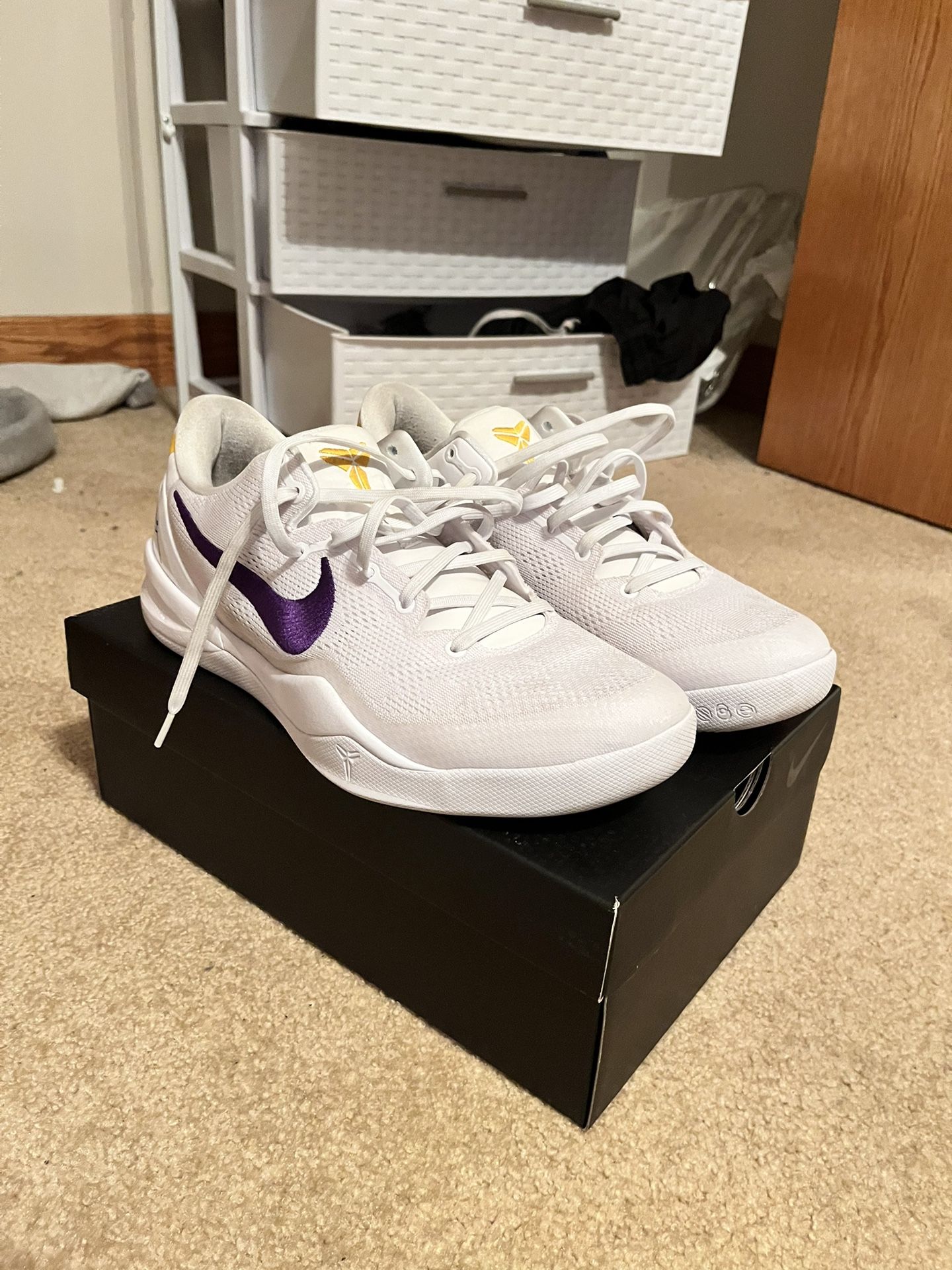 Kobe 8 Lakers Away