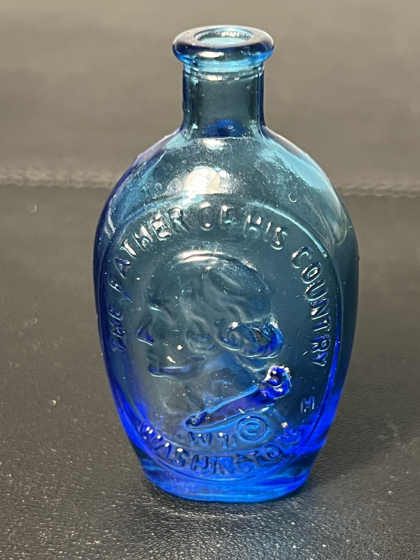 Wheaton 1970s Presidential Series George Washington Blue Bottle, 3.25”