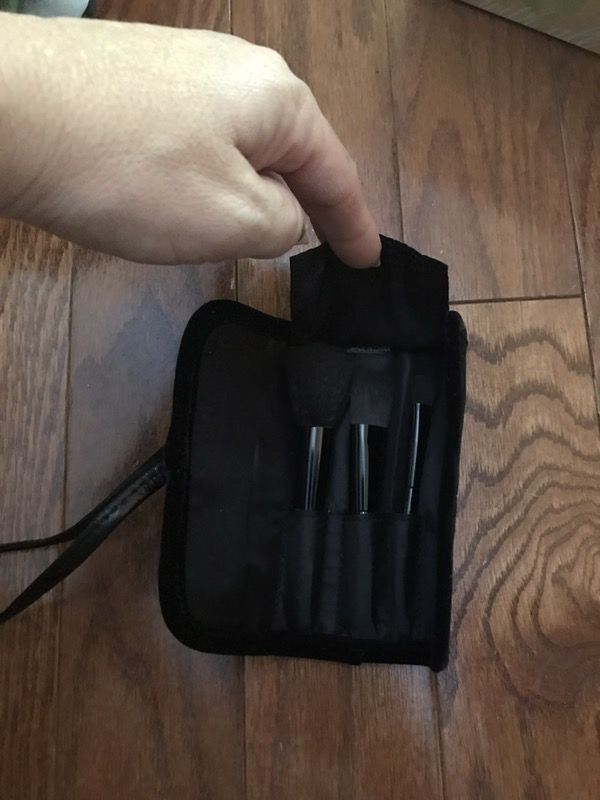 New set of travel makeup brushes