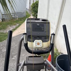 Elliptical Precor EFX 222 Energy Series® Caminadora
