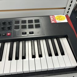 Impulse 61 Key Piano
