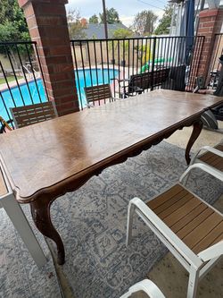 Free Large real wood table with extension