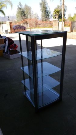 4' glass entertainment shelve