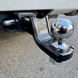 Class 3 5000 lb 2 in. ball hitch