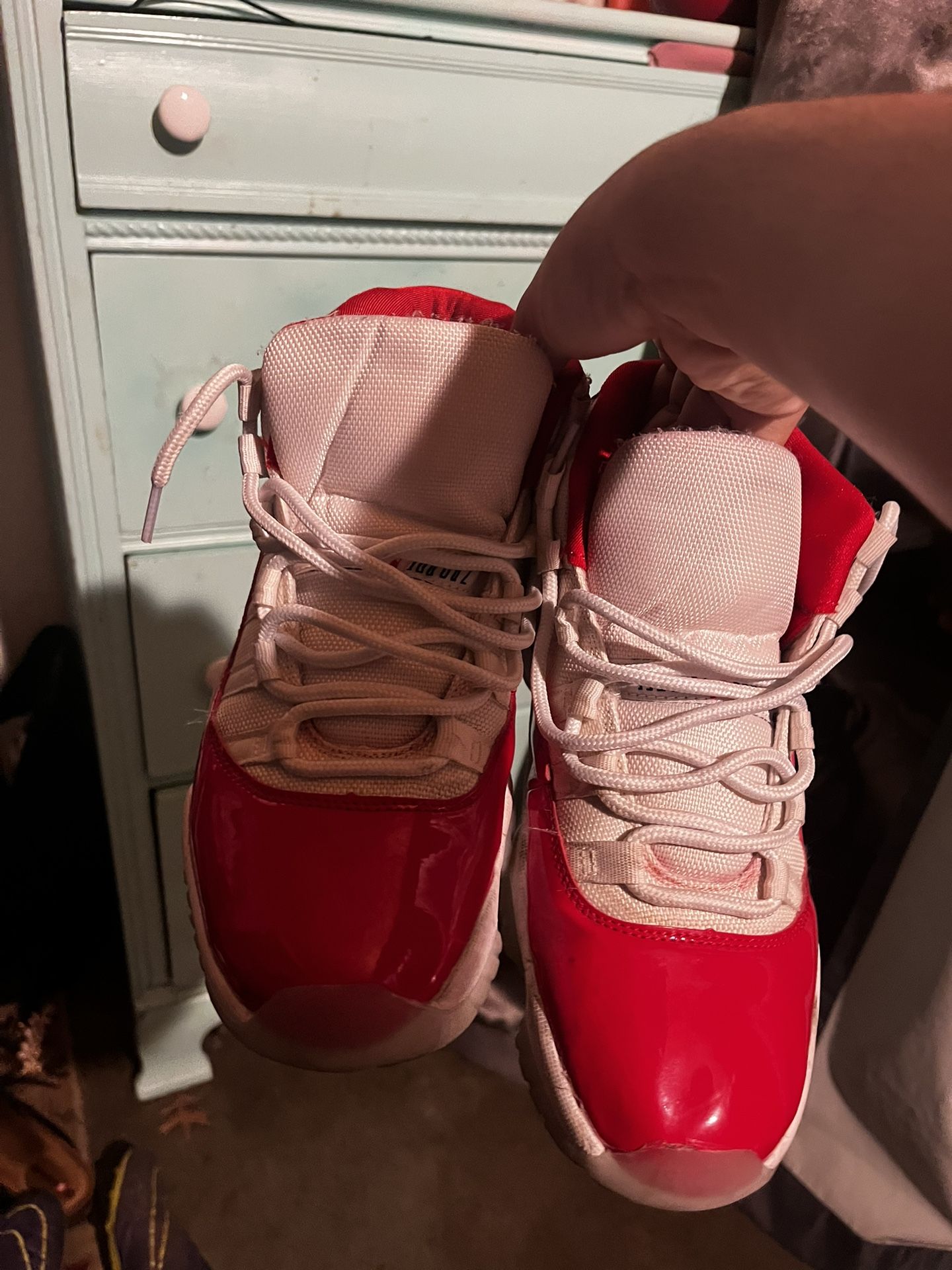 Jordan 11 Cherry