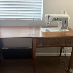 Singer Touch & Sew Model 600 Sewing Machine