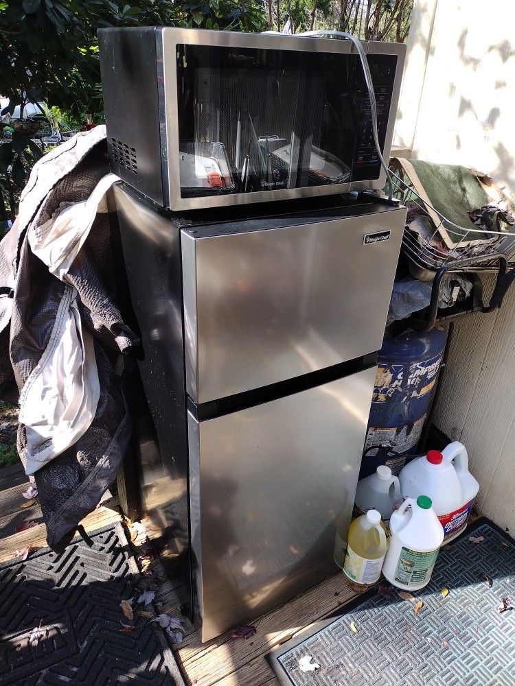 Mini Fridge With Microwave