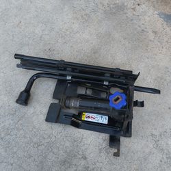 Dodge ram spare tire tool kit