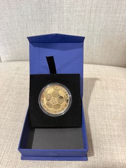 FIFA World Cup 2026 Canada Mexico USA Round of 32 Coin in Blue Box