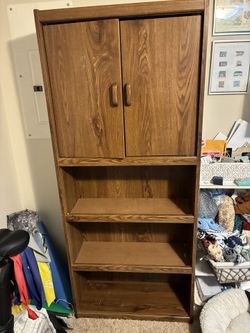 Bookshelf cabinet