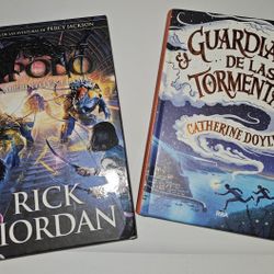 Spanish Kids Chapter Books Both For $10