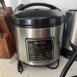 Aroma Rice Cooker / Steamer