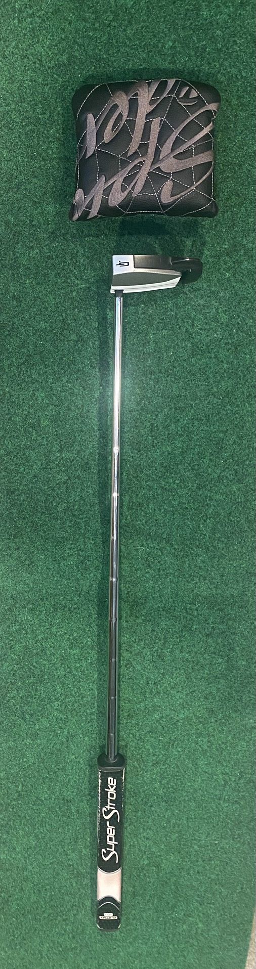 Taylormade Spider GTX 33” Center Shaft Putter