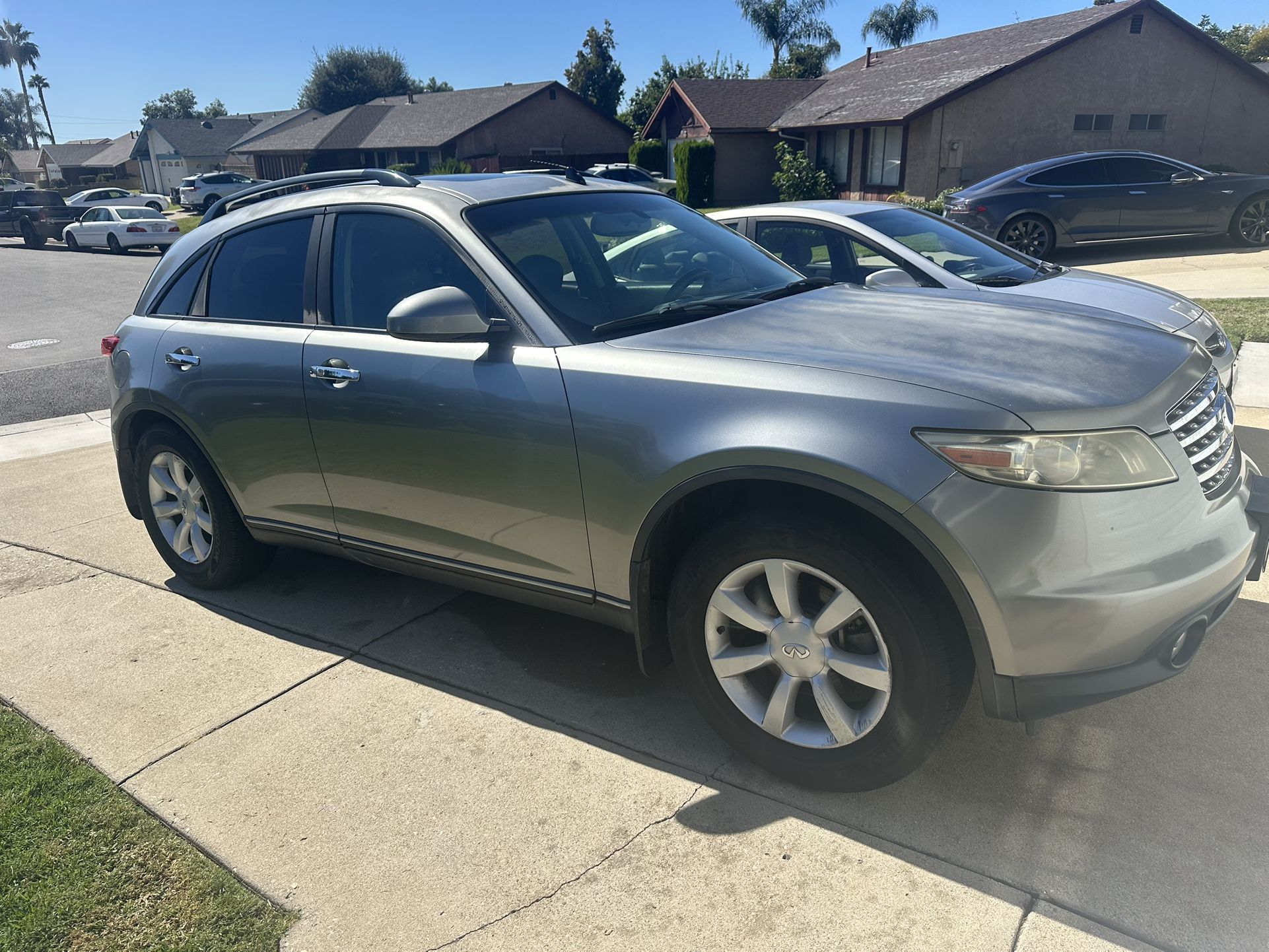 2005 Infiniti Fx35