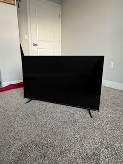 Hisense 43in 4k UHD Smart Roku TV
