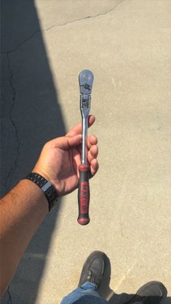 Matco BFR128LFR Long Locking Flex-Head Ratchet — $100