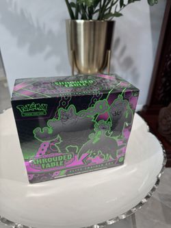 Pokemon Shrouded Fable Elite Trainer Box (ETB)