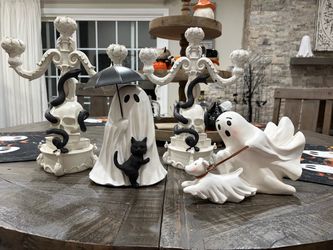 Halloween decor