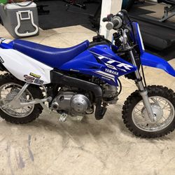 2018 Yamaha TTR50 Dirt Bike 